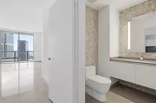 88 SW 7th St, Miami, FL 33130 - Photo 28