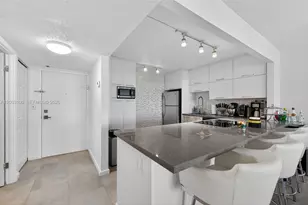 2851 NE 183rd St, Aventura, FL 33160 - Photo 2