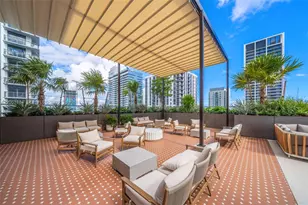 11 NE 6th St, Miami, FL 33132 - Photo 40