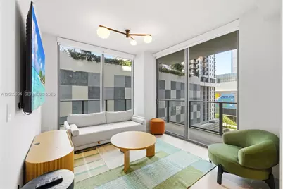 11 NE 6 Street #709, Miami, FL 33132 - Photo 2