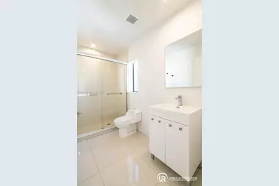 1971 Bay Dr #124, Miami Beach, FL 33141 - Photo 16