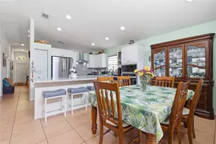 2065 SE 14th St, Homestead, FL 33035 - Photo 14