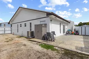 165 SW 113th Ct, Sweetwater, FL 33174 - Photo 28