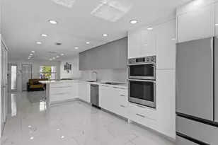 165 SW 113th Ct, Sweetwater, FL 33174 - Photo 6