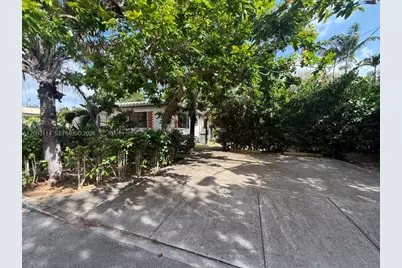 631 NE 60th St #A, Miami, FL 33137 - Photo 2