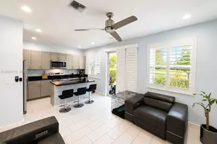 4922 NW 48th Terrace, Tamarac, FL 33319 - Photo 6