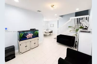4922 NW 48th Ter #4922, Tamarac, FL 33319 - Photo 2