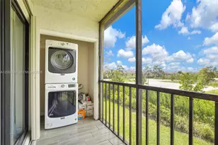 7142 Golf Colony Ct, Lake Worth, FL 33467 - Photo 14
