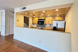 1151 Windward Dr, Pembroke Pines, FL 33026 - Photo 6