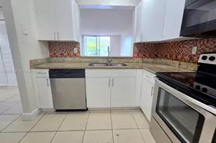 482 NW 165th St Rd, Miami, FL 33169 - Photo 1