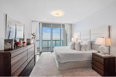 100 S Pointe Dr #3906, Miami Beach, FL 33139 - Photo 8