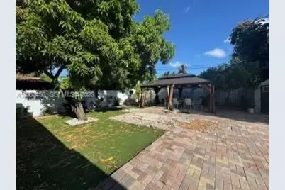 4064 NW 4th Ter, Miami, FL 33126 - Photo 8