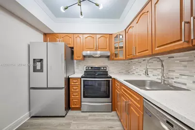 13980 NE 2nd Ct, Miami, FL 33161 - Photo 6