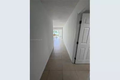 873 NE 195th St #107, Miami, FL 33179 - Photo 4