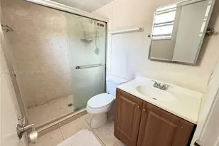 721 NW 104th Ave, Pembroke Pines, FL 33026 - Photo 14