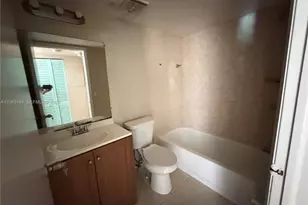 721 NW 104th Ave, Pembroke Pines, FL 33026 - Photo 10