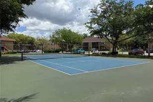 721 NW 104th Ave, Pembroke Pines, FL 33026 - Photo 24