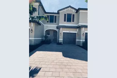 3470 W 106th Ter #3470, Hialeah, FL 33018 - Photo 2
