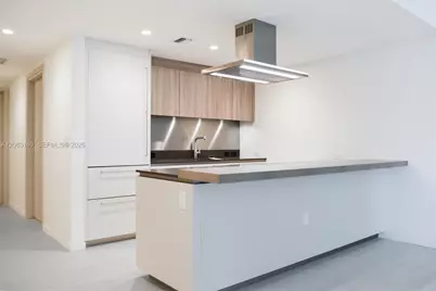 1000 Brickell Plz #4205, Miami, FL 33131 - Photo 1