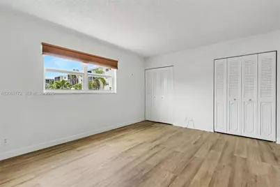 414 SE 10th St #103, Dania Beach, FL 33004 - Photo 12