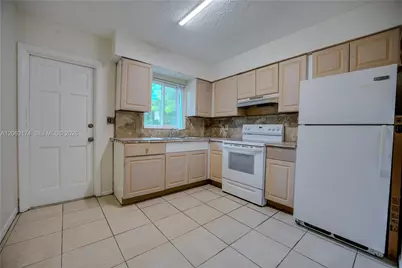 715 N 58th Ave #1, Hollywood, FL 33021 - Photo 6