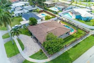 3134 Pierce St, Hollywood, FL 33021 - Photo 2