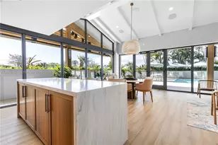 3335 Thomas Ave, Miami, FL 33133 - Photo 4