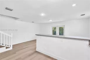 140 NW 70th St, Miami, FL 33150 - Photo 22