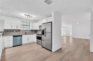 140 NW 70th St, Miami, FL 33150 - Photo 24