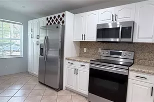 2020 Andromeda Ln, Weston, FL 33327 - Photo 4
