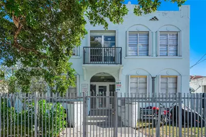 301 SW 10th Ave #7, Miami, FL 33130 - Photo 1