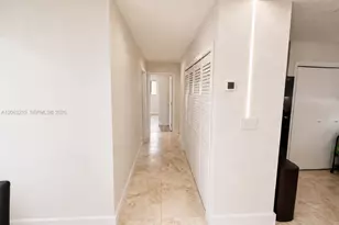 18150 NW 82nd Ave, Hialeah, FL 33015 - Photo 12