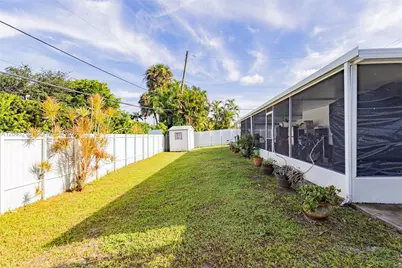 18150 NW 82nd Ave, Hialeah, FL 33015 - Photo 46
