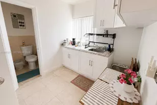 18150 NW 82nd Ave, Hialeah, FL 33015 - Photo 26