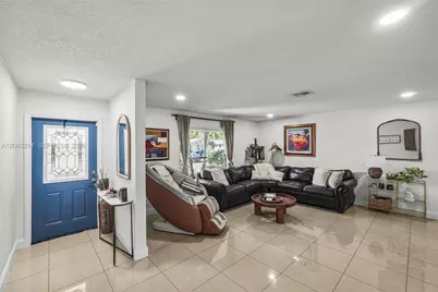 3701 NW 114th Ave, Coral Springs, FL 33065 - Photo 2