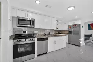 831 E 10th Pl, Hialeah, FL 33010 - Photo 48