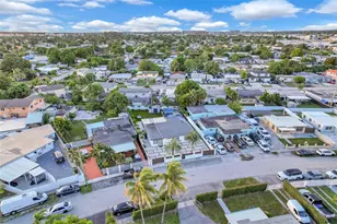 831 E 10th Pl, Hialeah, FL 33010 - Photo 12