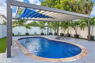 831 E 10th Pl, Hialeah, FL 33010 - Photo 6