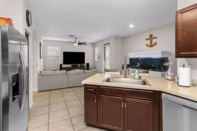 24303 SW 118th Ave, Homestead, FL 33032 - Photo 10