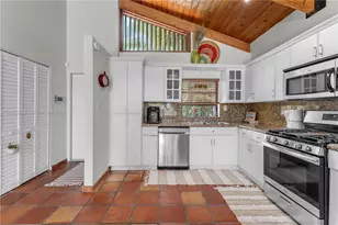 11209 SW 114th Ln Cir, Miami, FL 33176 - Photo 6