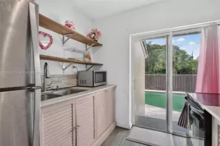 732 NW 18th St, Fort Lauderdale, FL 33311 - Photo 16