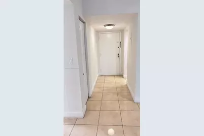 10421 N Kendall Dr #C201, Miami, FL 33176 - Photo 2