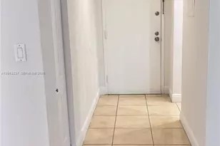 10421 N Kendall Dr, Miami, FL 33176 - Photo 2