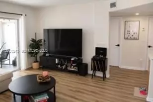 8520 SW 212th St, Cutler Bay, FL 33189 - Photo 4