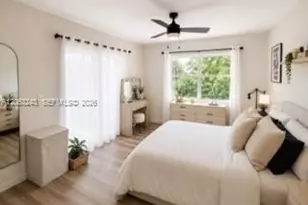 8520 SW 212th St, Cutler Bay, FL 33189 - Photo 1