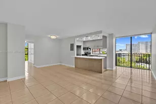 17021 N Bay Rd, Sunny Isles Beach, FL 33160 - Photo 4