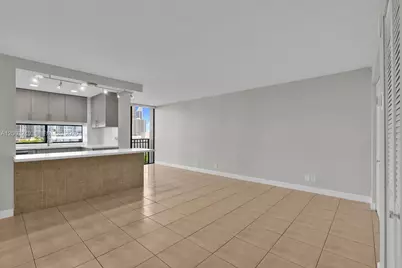 17021 N Bay Rd #705, Sunny Isles Beach, FL 33160 - Photo 8