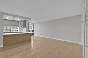 17021 N Bay Rd, Sunny Isles Beach, FL 33160 - Photo 8