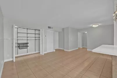 17021 N Bay Rd #705, Sunny Isles Beach, FL 33160 - Photo 10