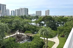 2801 NE 183rd St, Aventura, FL 33160 - Photo 22